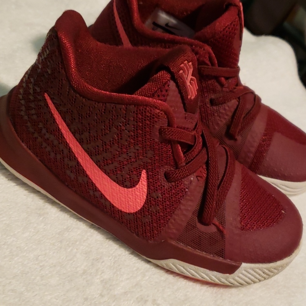 COPY - Size 9C Nike Burgundy Nike